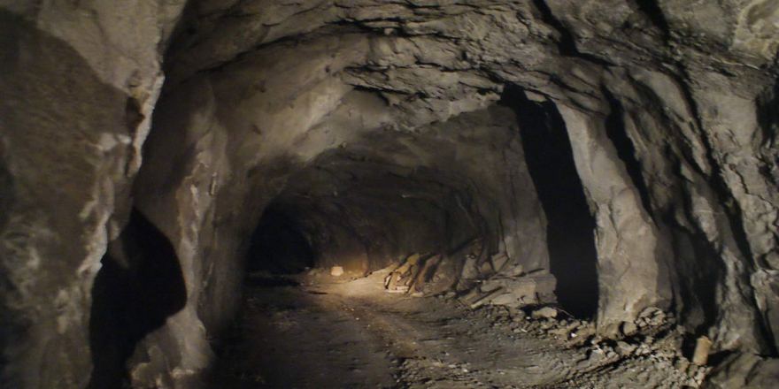 шахта рудник обвал