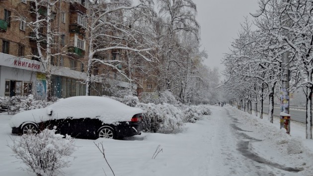 снег Киев